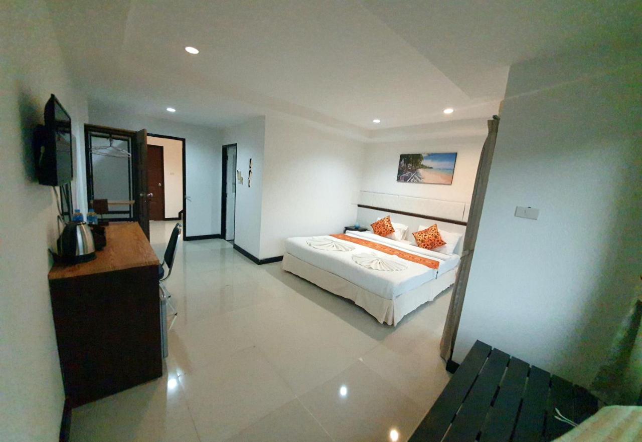 At Home Hotel Patong Zewnętrze zdjęcie