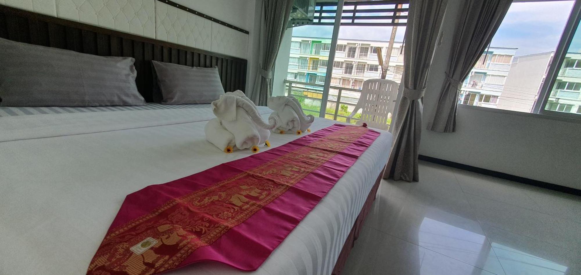 At Home Hotel Patong Zewnętrze zdjęcie